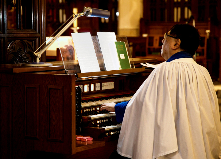 Playing Organ