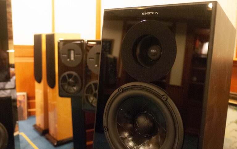 Einstein Audio 'The Clou' speakers