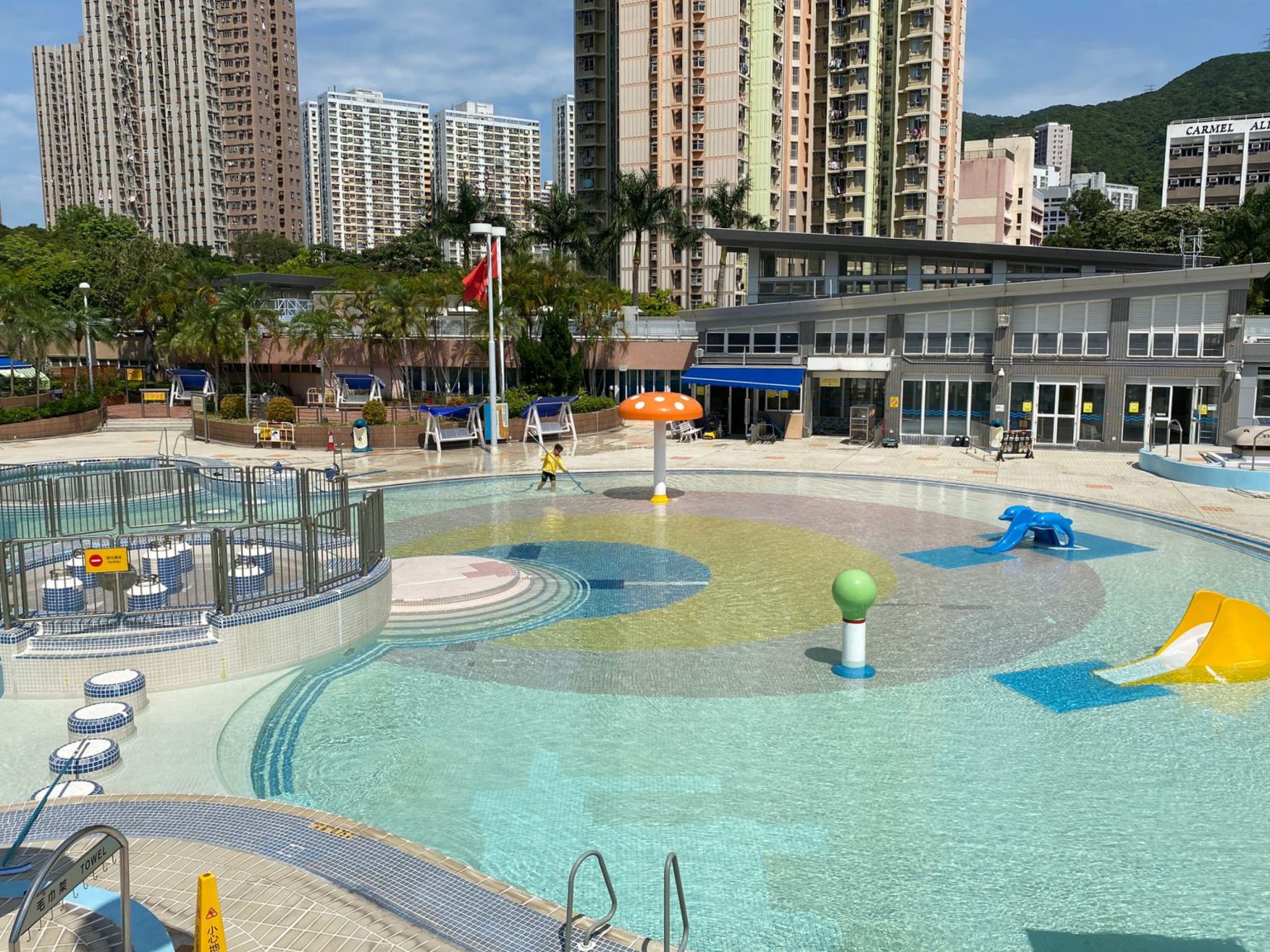 Hin Tin Swimming pool 1