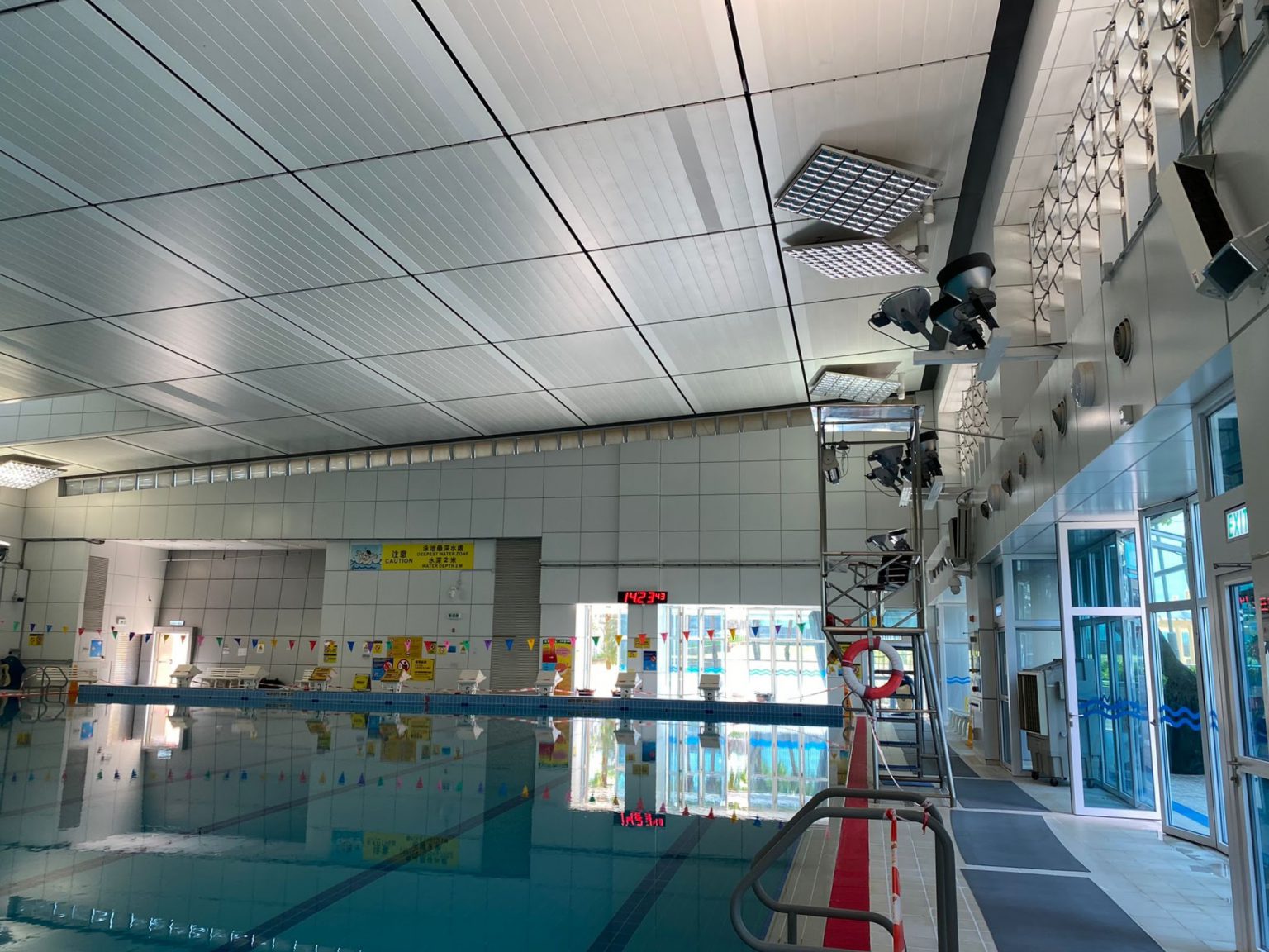 Hin Tin Swimming pool 7