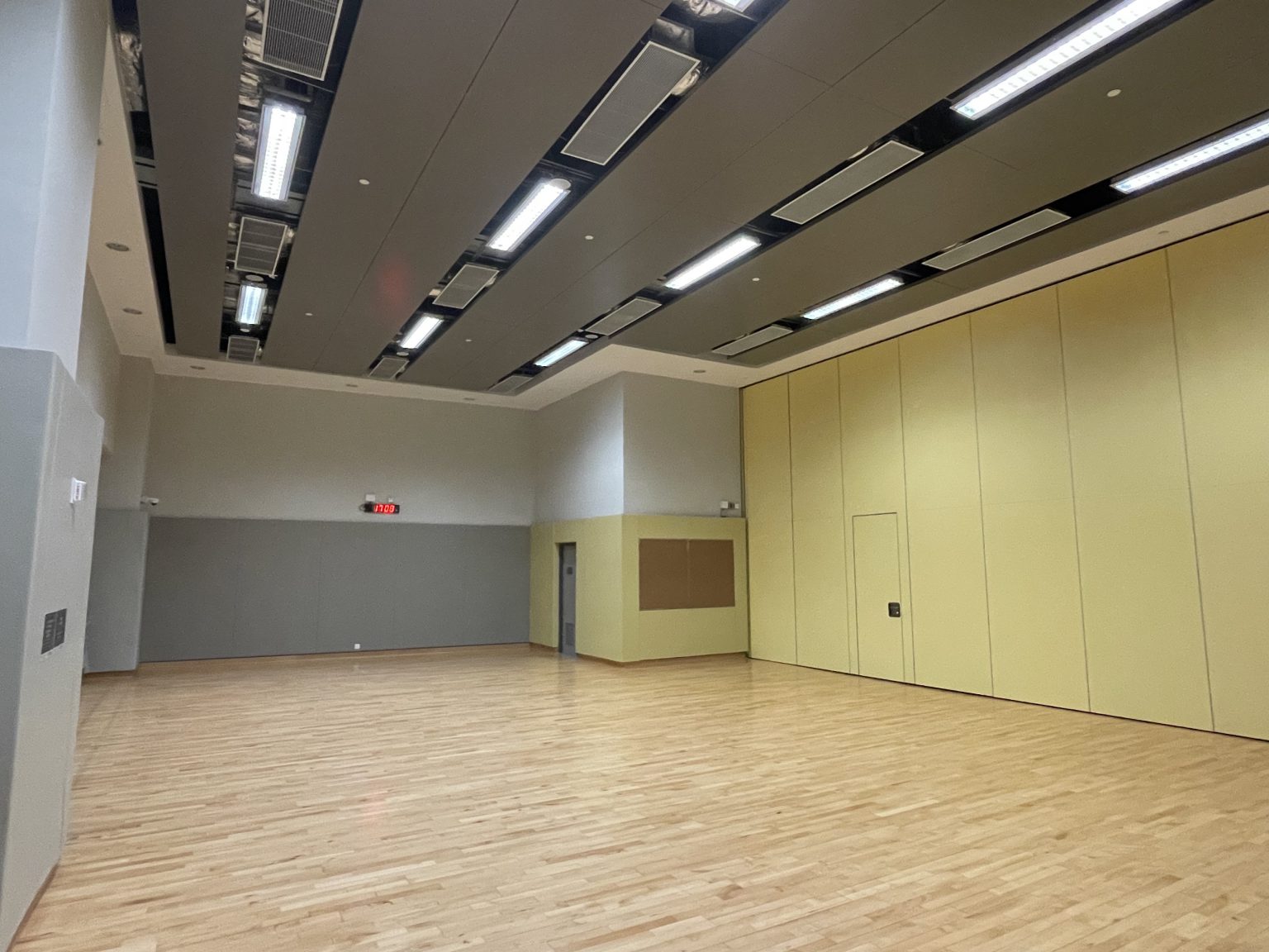 J21086C_07_IMG_7177_MultiPurpose Room