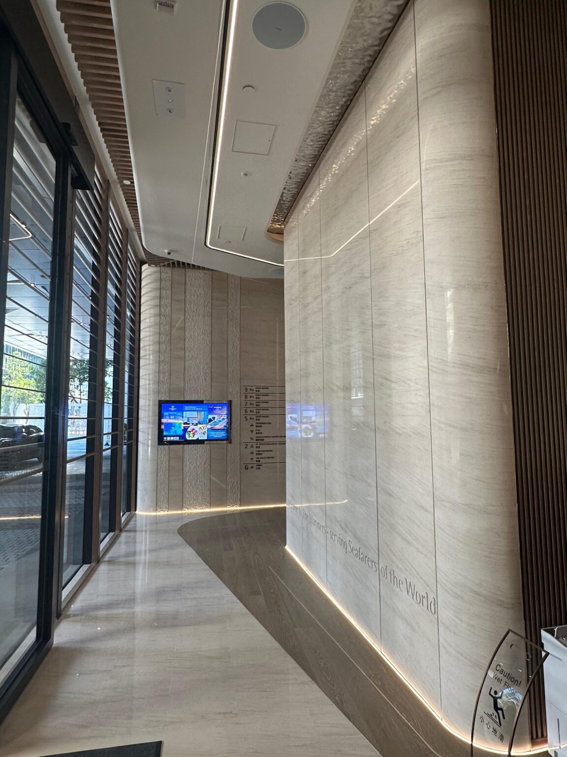 J22049_01_IMG_9760-1