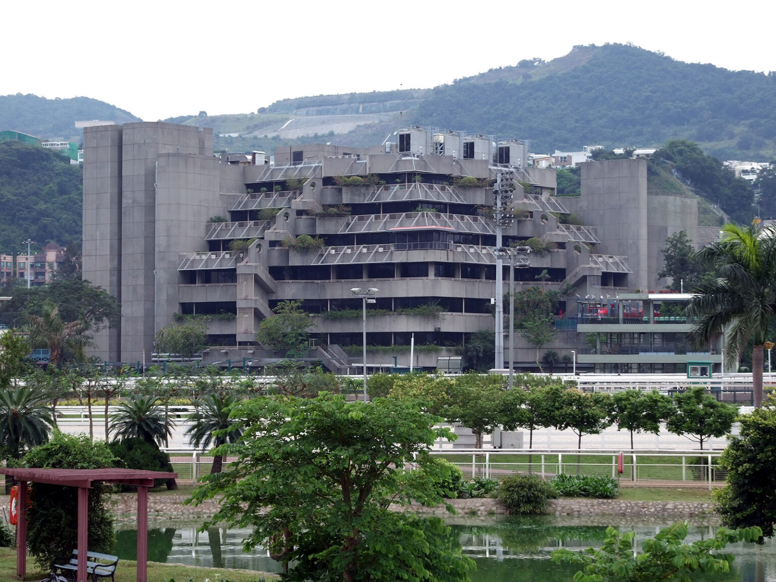 HKJC-4